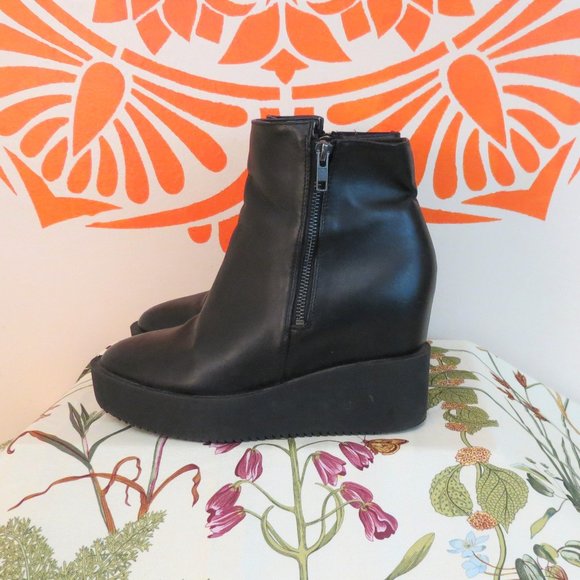 Divided Shoes - Divided Black Platform Monster Boots 9.5